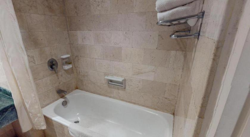 Gajahmada Graha Hotel Malang Luaran gambar