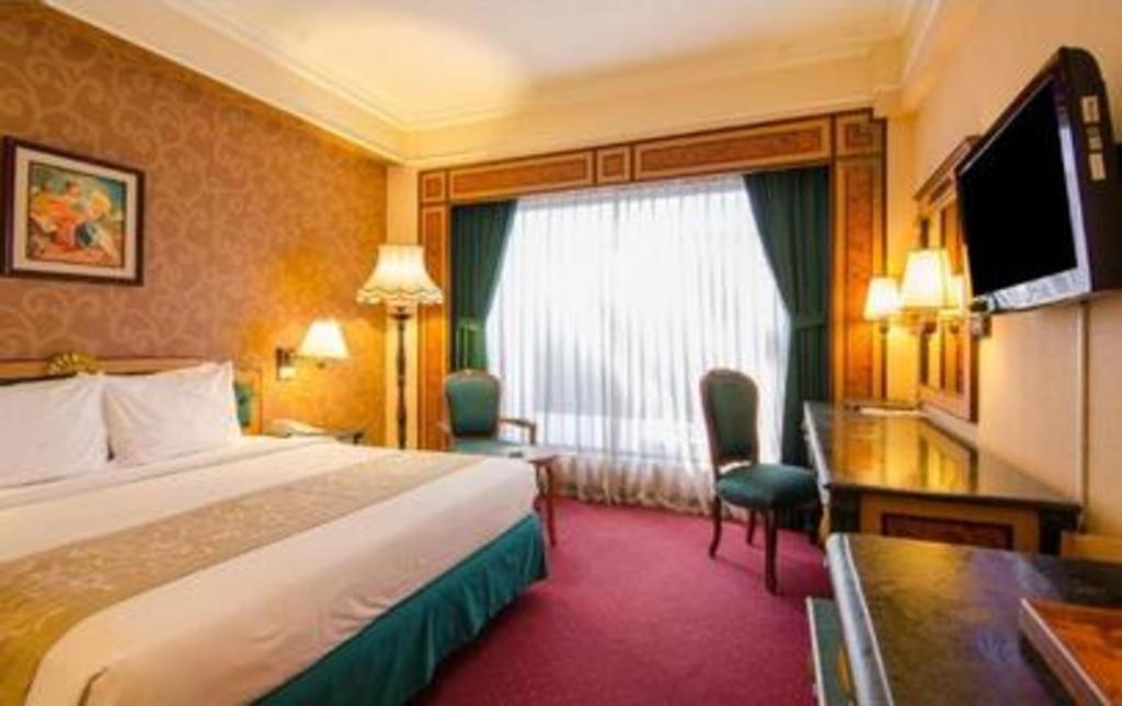 Gajahmada Graha Hotel Malang Luaran gambar