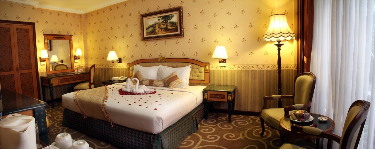 Gajahmada Graha Hotel Malang Luaran gambar